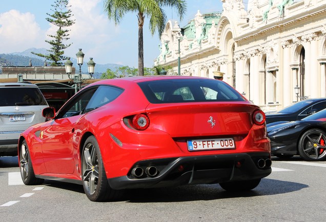 Ferrari FF