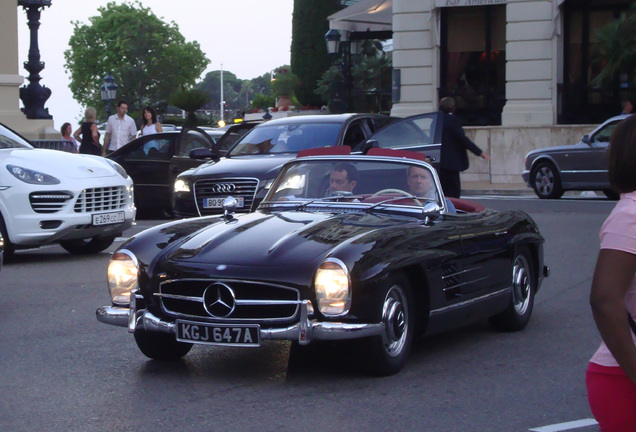 Mercedes-Benz 300SL Roadster