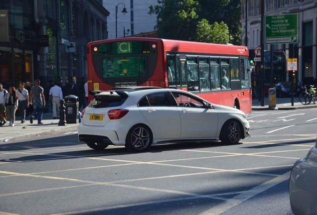 Mercedes-Benz A 45 AMG