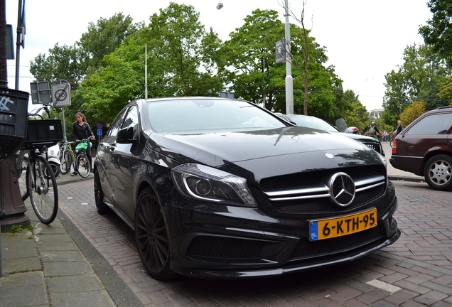 Mercedes-Benz A 45 AMG