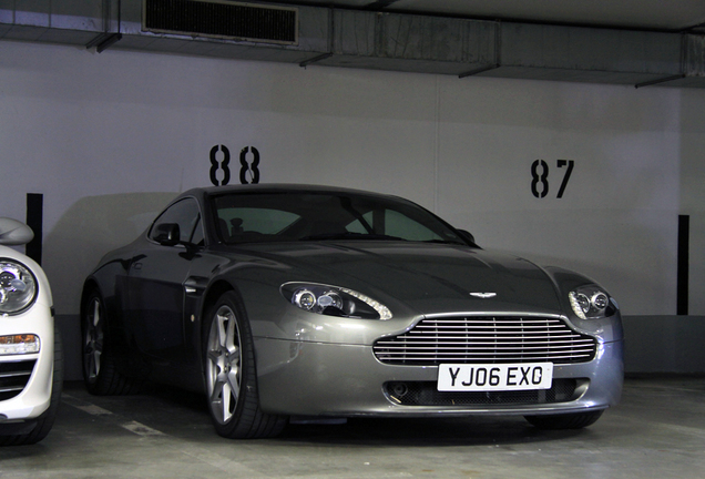 Aston Martin V8 Vantage