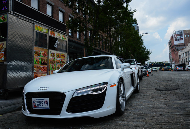 Audi R8 2013