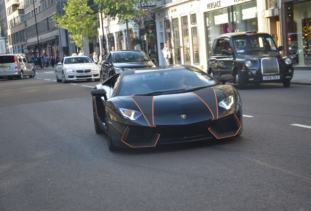 Lamborghini Aventador LP700-4