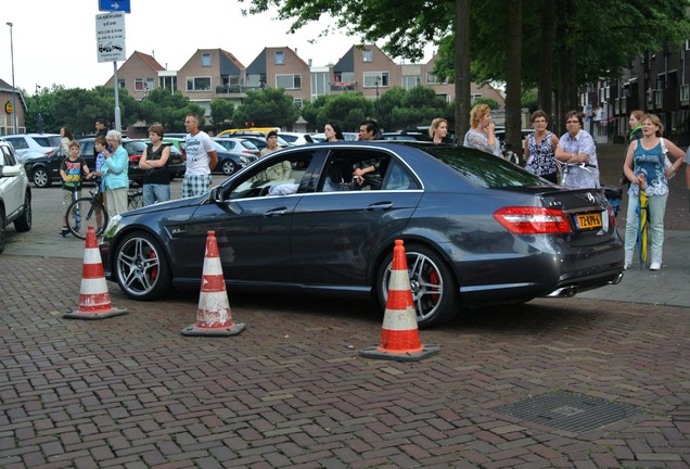 Mercedes-Benz E 63 AMG W212