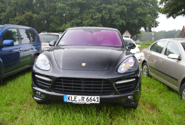 Porsche 958 Cayenne GTS