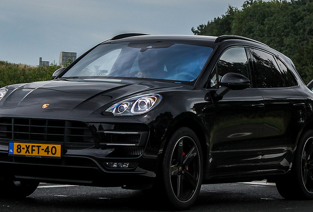 Porsche 95B Macan Turbo