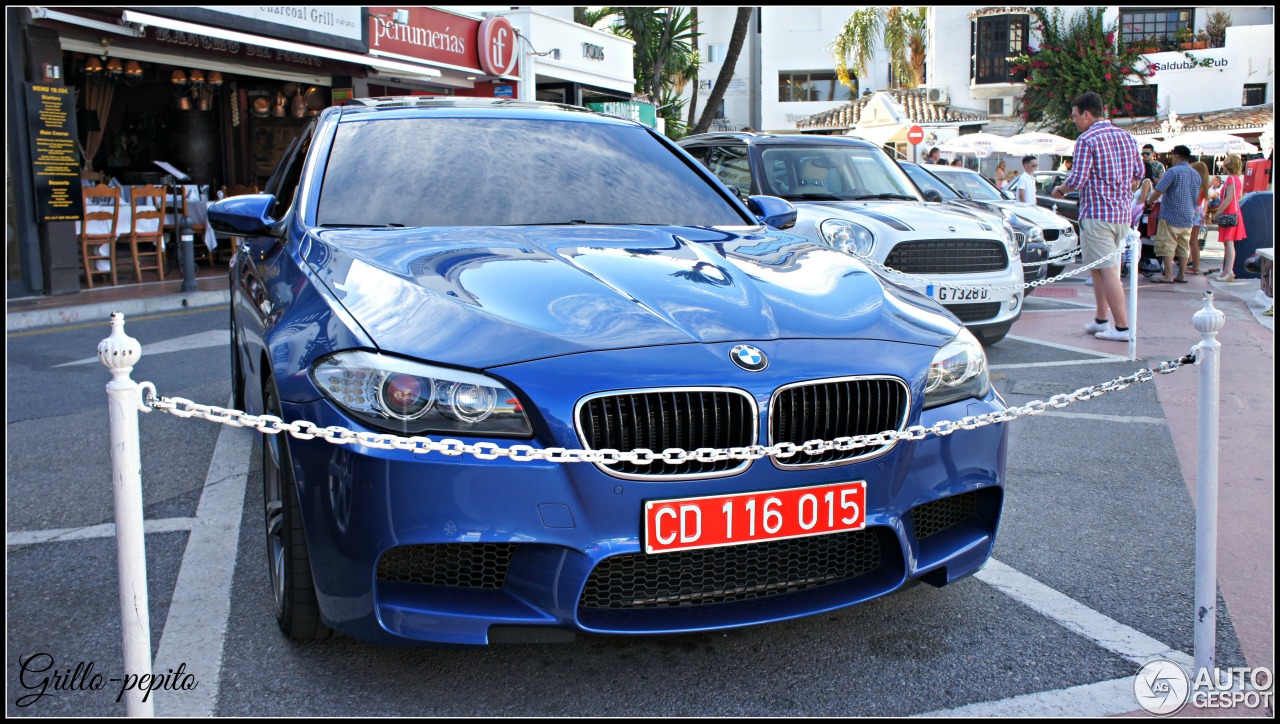 BMW M5 F10 2011