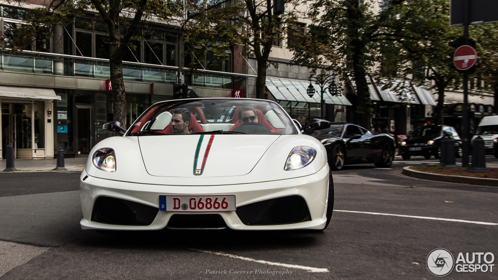 Ferrari Scuderia Spider 16M