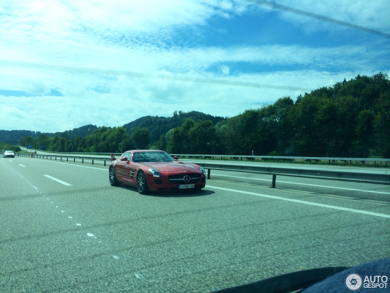 Mercedes-Benz SLS AMG