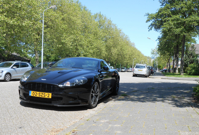 Aston Martin DBS Carbon Black Edition