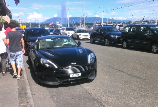 Aston Martin Vanquish 2013