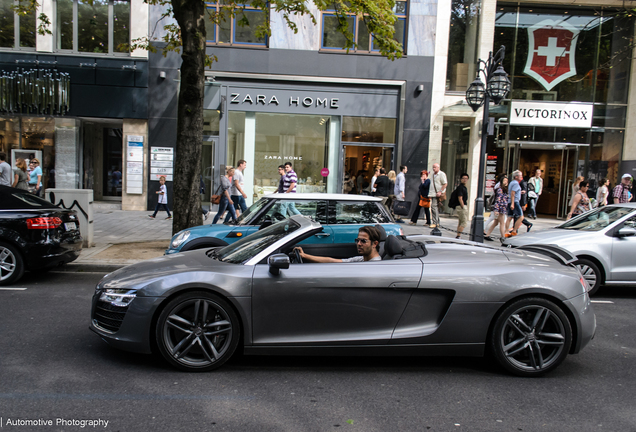 Audi R8 V8 Spyder 2013