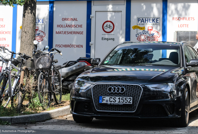 Audi RS4 Avant B8