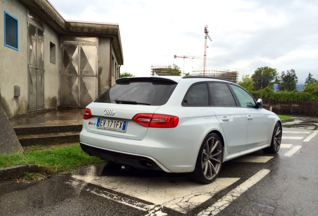 Audi RS4 Avant B8