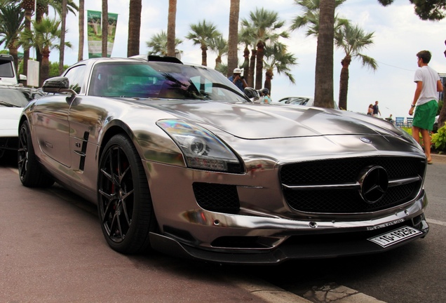 Mercedes-Benz Oakley Design SLS AMG Carbon Edition