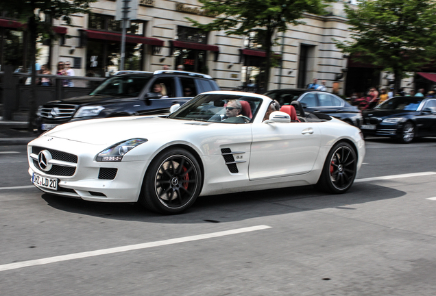 Mercedes-Benz SLS AMG Roadster