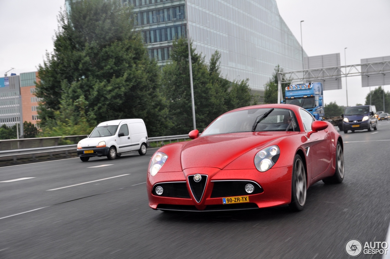 Alfa Romeo 8C Competizione