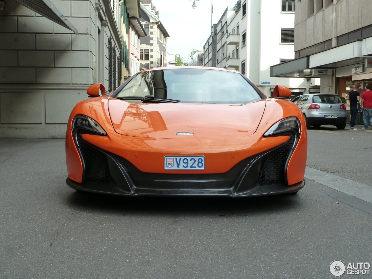 McLaren 650S