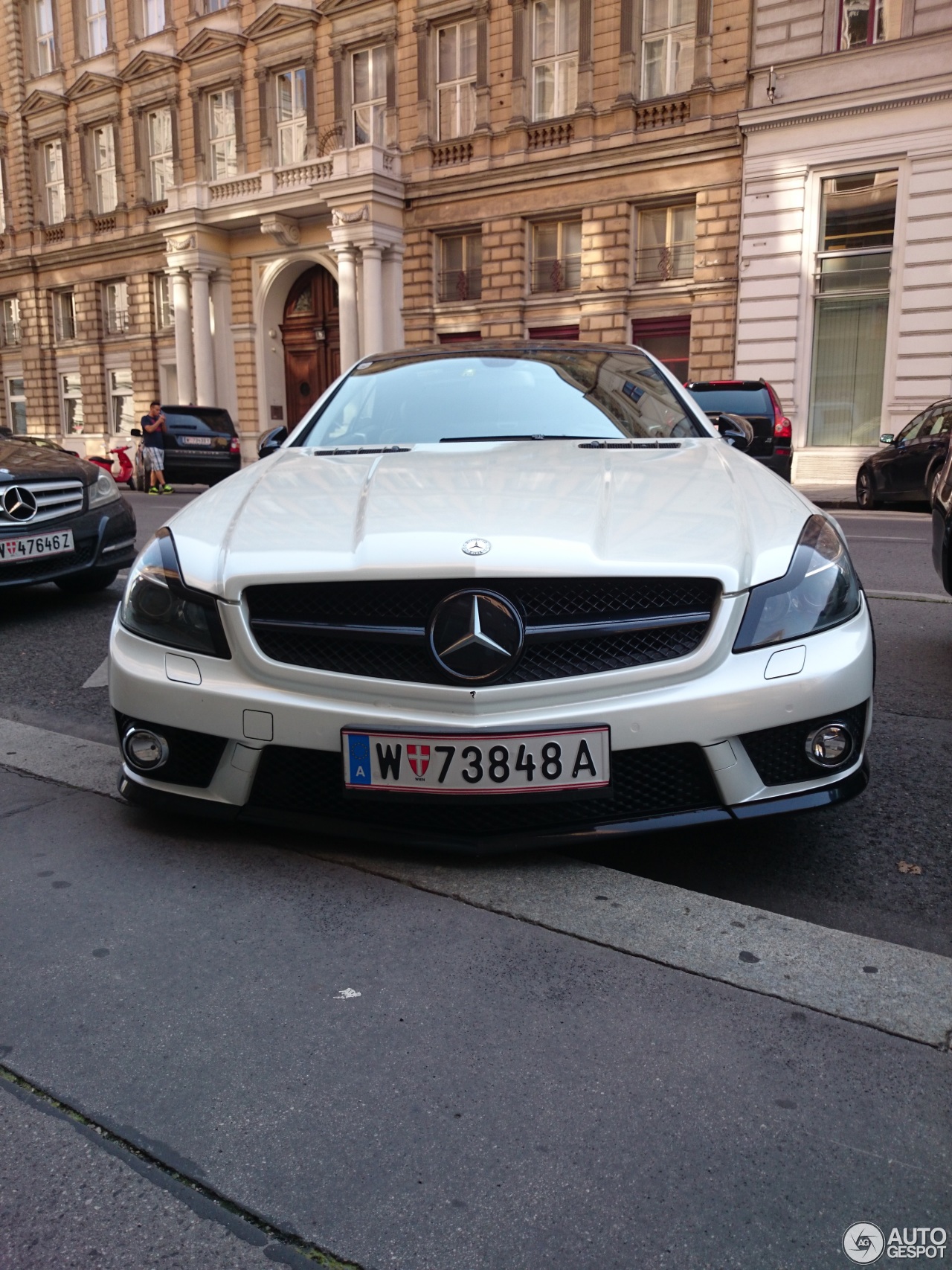 Mercedes-Benz SL 63 AMG