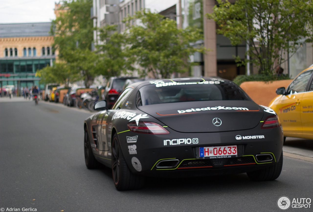 Mercedes-Benz SLS AMG