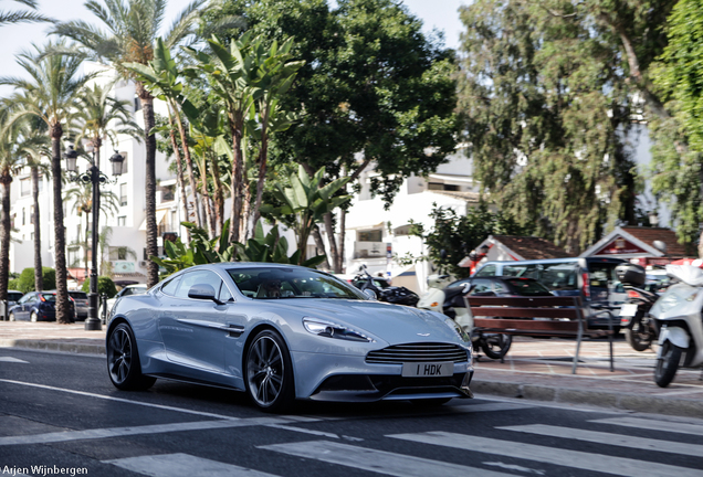 Aston Martin Vanquish 2013