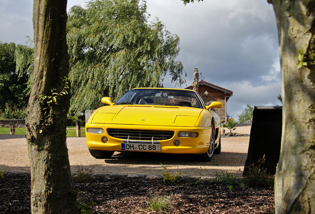 Ferrari F355 GTS