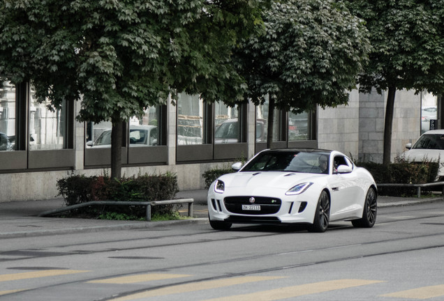 Jaguar F-TYPE R Coupé