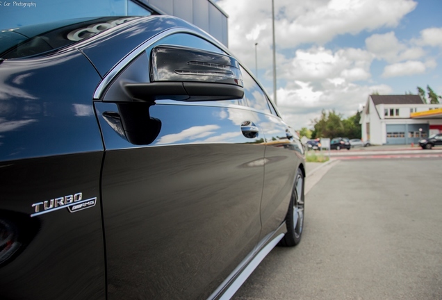 Mercedes-Benz CLA 45 AMG C117