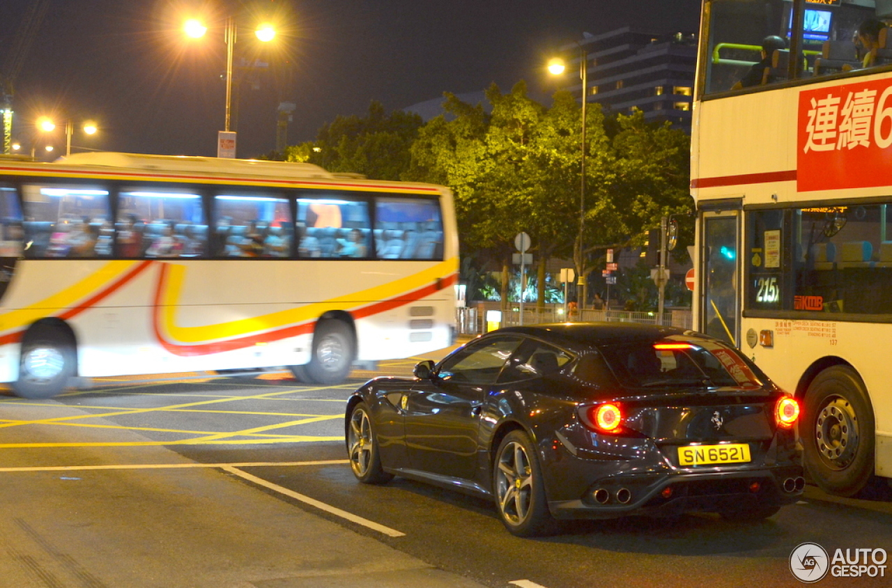 Ferrari FF