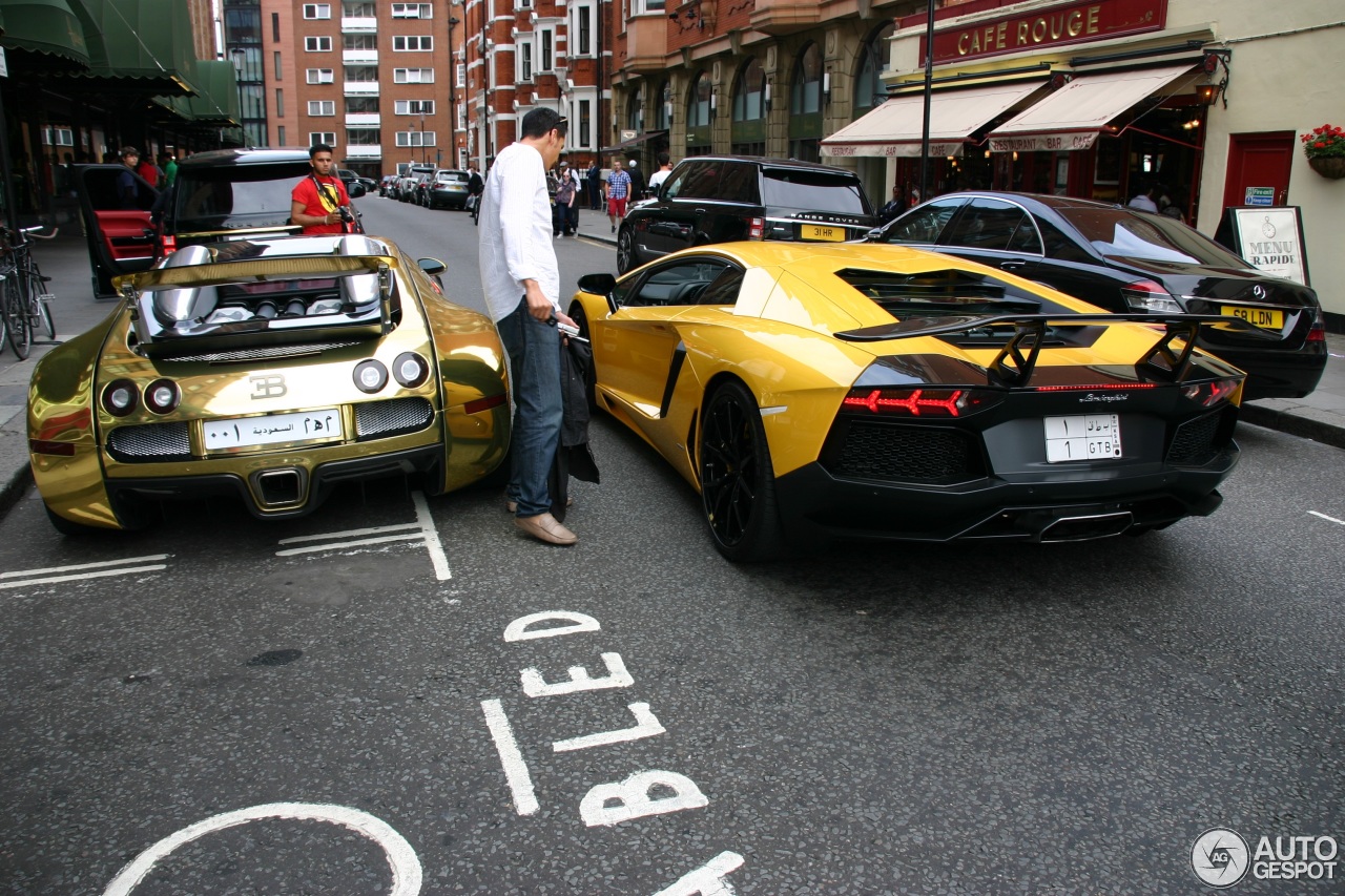 Lamborghini Aventador LP700-4