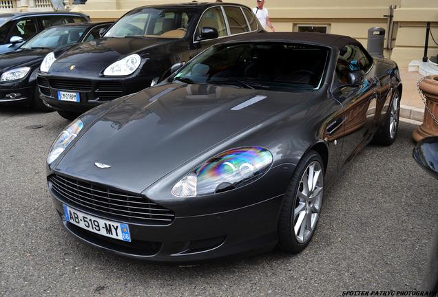 Aston Martin DB9 Volante