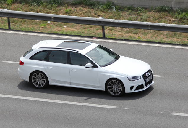 Audi RS4 Avant B8