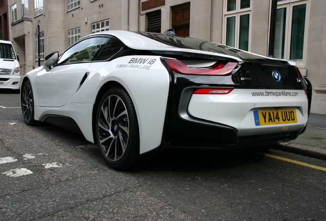 BMW i8