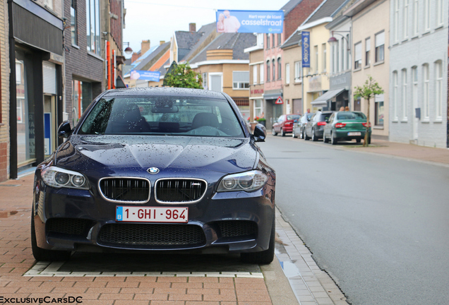 BMW M5 F10 2011