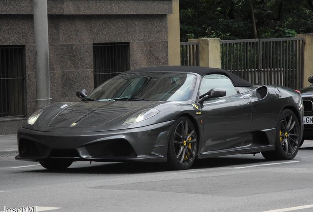 Ferrari Scuderia Spider 16M