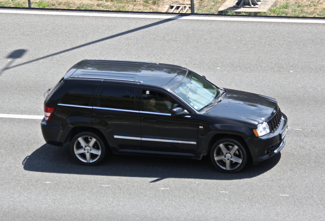 Jeep Grand Cherokee SRT-8 2005