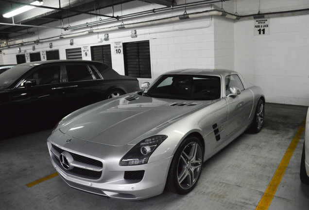 Mercedes-Benz SLS AMG