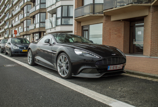 Aston Martin Vanquish 2013