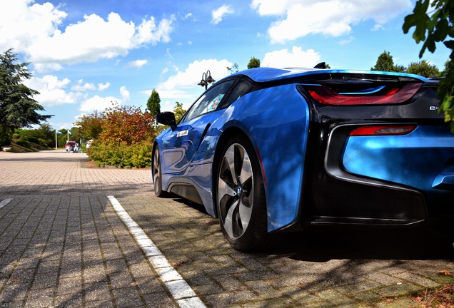 BMW i8