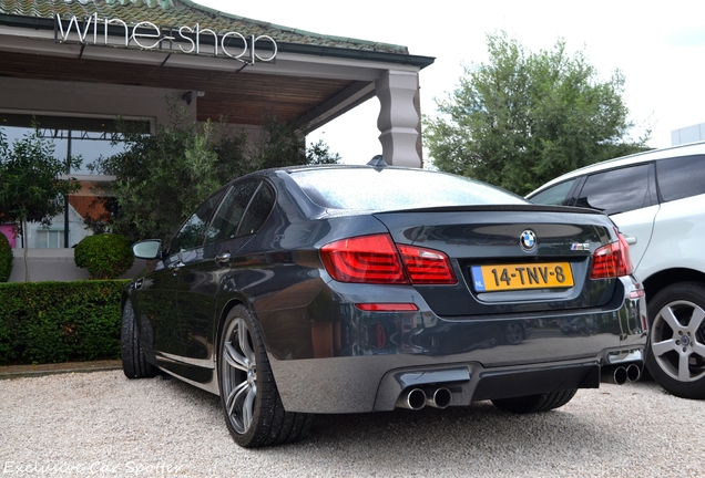 BMW M5 F10 2011