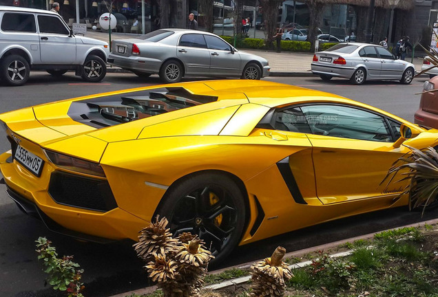 Lamborghini Aventador LP700-4