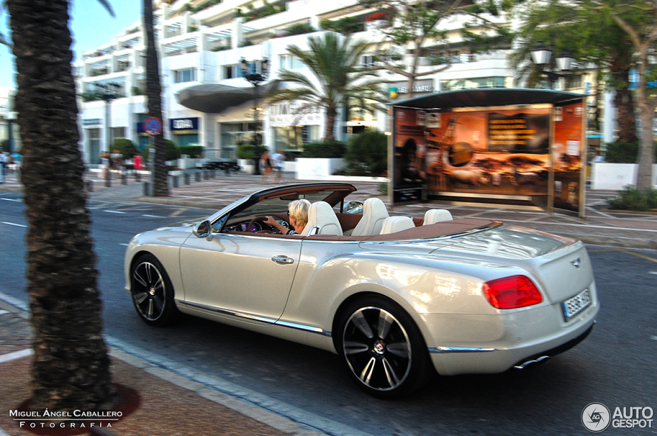 Bentley Continental GTC V8