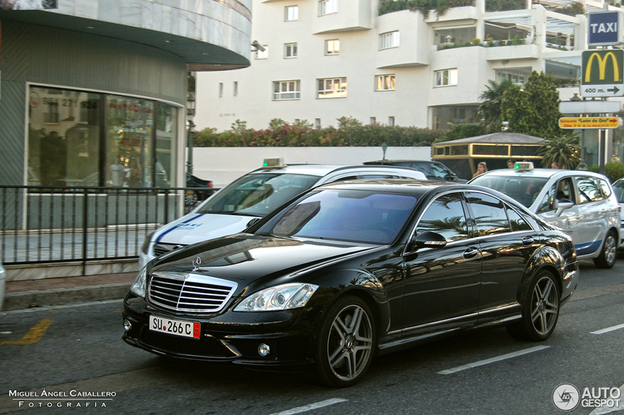 Mercedes-Benz S 63 AMG W221