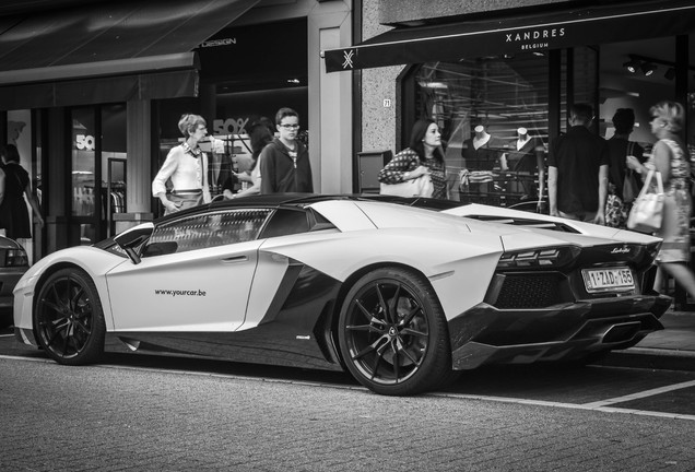 Lamborghini Aventador LP700-4 Roadster