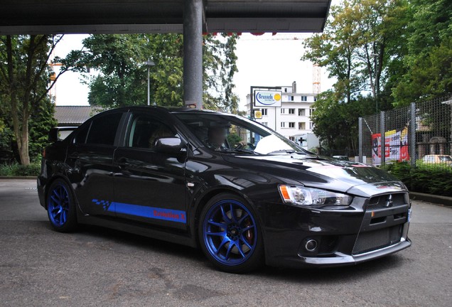 Mitsubishi Lancer Evolution X MR