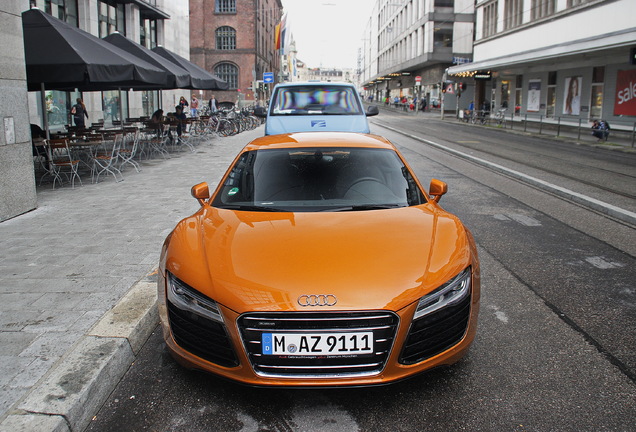 Audi R8 V10 2013