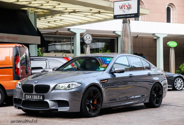 BMW M5 F10 2011