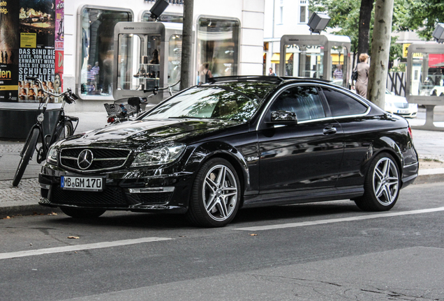 Mercedes-Benz C 63 AMG Coupé