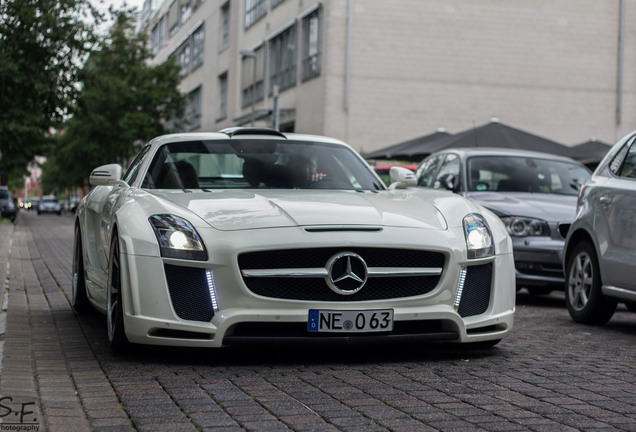 Mercedes-Benz FAB Design SLS AMG Gullstream