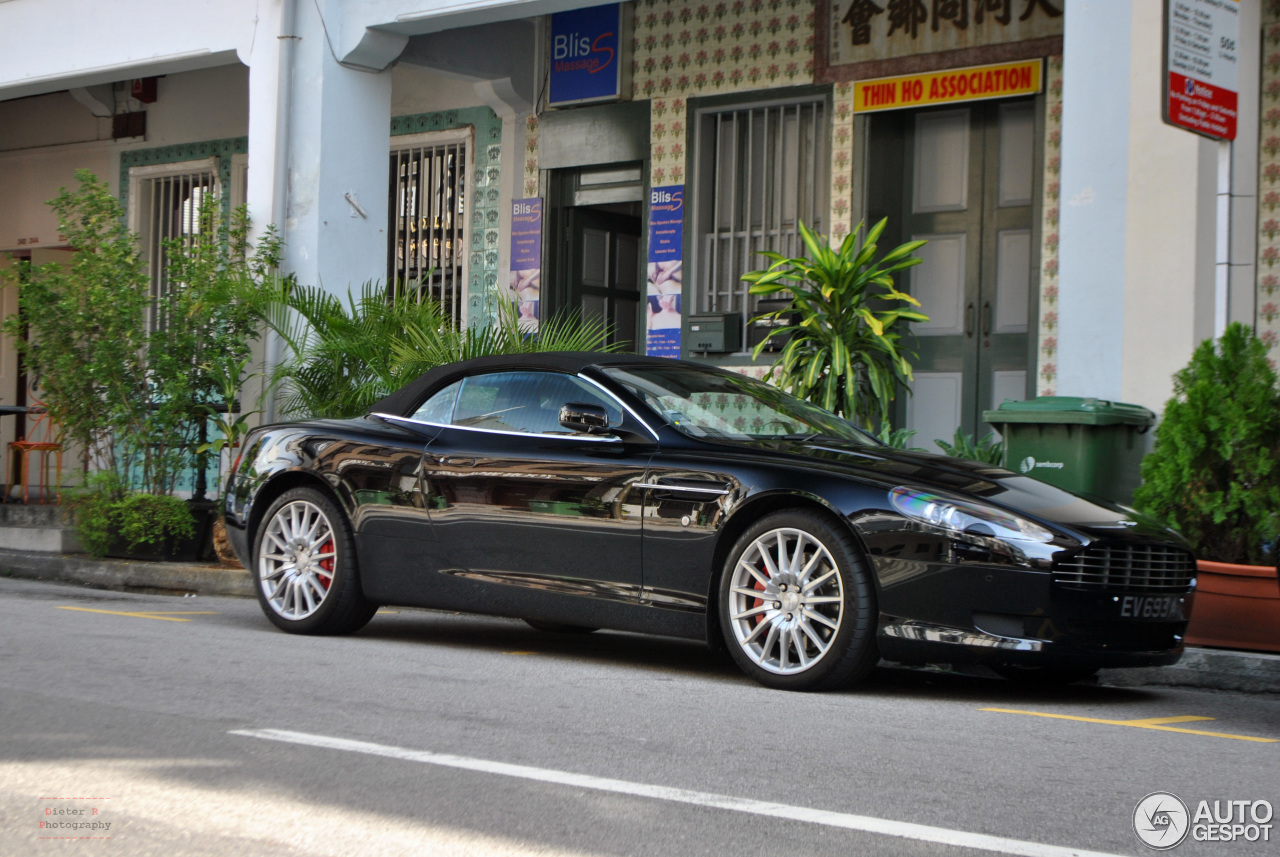 Aston Martin DB9 Volante